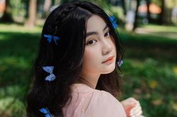 Con gái út cực xinh của MC Quyền Linh