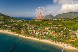 Công viên nước tại VinWonders Nha Trang xác lập kỷ lục Châu Á