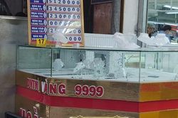 Nhân chứng kể về vụ nổ súng cướp tiệm vàng ở Huế