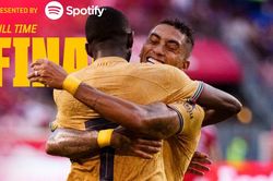 Barcelona 2-0 New York RB: Lewandowski mờ nhạt, Barca thắng nhờ Dembele và Raphinha