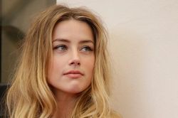 Amber Heard bán nhà