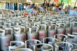 Giá gas tiếp tục giảm, người tiêu dùng bớt gánh nặng chi tiêu