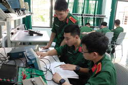 Hướng dẫn thí sinh đăng ký xét tuyển vào các học viện, trường trong quân đội năm 2022