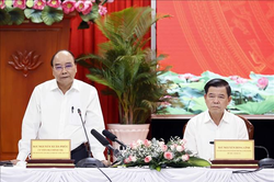Chủ tịch nước Nguyễn Xuân Phúc: Đồng Nai cần tìm kiếm những động lực, mô hình tăng trưởng mới