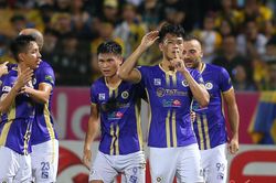 Hà Nội FC giữ Thành Chung bằng hợp đồng 'khủng'