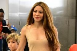 Shakira giữa cáo buộc trốn thuế