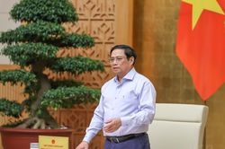 Thủ tướng đề nghị Bộ Công an có giải pháp về mẫu hộ chiếu mới