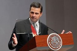 Mexico điều tra cựu Tổng thống Penã Nieto về tội rửa tiền