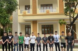 Mất lái trong lúc điều khiển xe máy đi tìm đối thủ hỗn chiến, 2 thanh niên tử vong