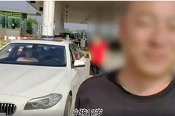 Buồn ngủ khi chạy ôtô, cha giao tay lái cho con 12 tuổi ở Trung Quốc