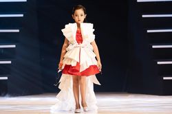Nguyễn Gia Bảo hóa 'công chúa ngọt ngào' trong BST 'Color Of The Sun'