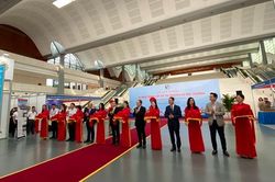 Khai mạc triển lãm thành tựu ngành tài nguyên và môi trường