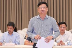 Lý do giá xăng giảm, giá cước vận tải chưa giảm