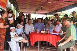 Thăng cấp bậc hàm Thiếu tá đối với Đại úy công an hy sinh khi làm nhiệm vụ