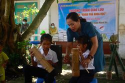 Tổ chức chương trình 'Khám phá khoa học' cho học sinh Khánh Sơn