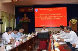 Nhân viên Y tế trải lòng với lãnh đạo Thành ủy về lương thấp, áp lực công việc cao