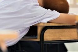 Cà Mau: Cán bộ coi thi thiếu kỹ năng xử lý, bao quát