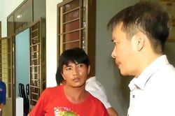 Bình Phước khen thưởng người tố giác vụ bé gái 7 tuổi bị cha dượng bạo hành