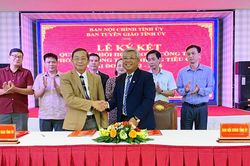 Ký quy chế phối hợp giữa Ban Tuyên Giáo, Nội Chính, Ngân hàng Nhà nước trong phòng-chống tham nhũng, tiêu cực