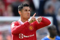 Man United thua Brighton trên sân nhà Old Trafford