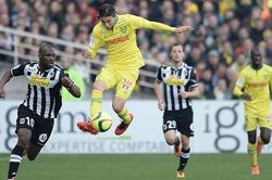 Soi kèo nhà cái Angers vs Nantes. Nhận định, dự đoán bóng đá Ligue 1 (20h00, 7/8)