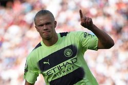 Haaland lập cú đúp trong trận ra mắt Premier League