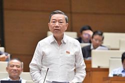 Bộ trưởng Bộ Công an: Báo động tình trạng phát tán tin giả trên mạng