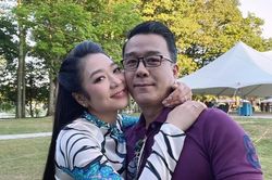 Hé lộ cuộc sống hạnh phúc của 'Vua cá Koi' và vợ trẻ
