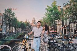 Mạnh Trường chuẩn soái ca, hộ tống vợ bầu du lịch châu Âu