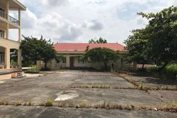 Quảng Ninh: Bỏ hoang trường học gần 10 năm ở trung tâm TP Hạ Long