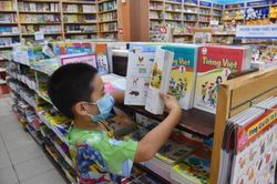Chuyên gia Bùi Khánh Nguyên nói về bất cập sách giáo khoa và 10 điều Việt Nam có thể học hỏi từ giáo dục thế giới
