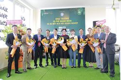 Khai trương Cà phê doanh nhân và ra mắt Chi hội Doanh nghiệp huyện Lạc Dương