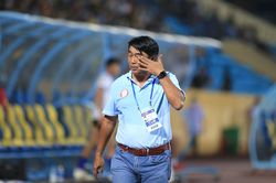 V – League 2022: Những chiếc ghế huấn luyện viên tăng nhiệt
