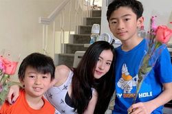 Cuộc sống làm mẹ đơn thân của Trương Bá Chi
