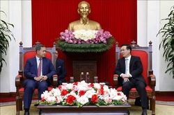 Thường trực Ban Bí thư Võ Văn Thưởng tiếp Phó tổng Tư lệnh kiêm Tư lệnh Lục quân Campuchia