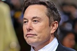 Lý do Elon Musk bán gần 7 tỷ USD cổ phiếu Tesla