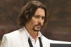 Vai diễn đầu tiên của Johnny Depp sau vụ kiện với vợ cũ