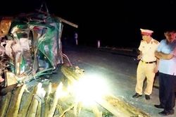 Xe mất phanh khi đổ đèo gây tai nạn làm 4 người chết ở Thừa Thiên Huế