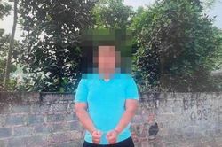 'Tự sướng' với còng số 8 rồi đăng lên mạng xã hội, 2 thanh niên nhận kết đắng