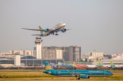Giá vé máy bay dịp 2/9 đắt hơn ngày thường 2,5 triệu đồng