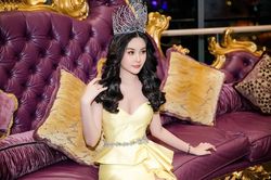 Lê Âu Ngân Anh công khai chồng sắp cưới
