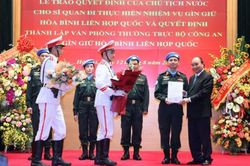 Trao Quyết định cử sĩ quan CAND tham gia gìn giữ hòa bình Liên hợp quốc