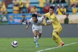 Kết quả V-League vòng 12: Sông Lam Nghệ An vượt qua Nam Định với tỷ số 1-0