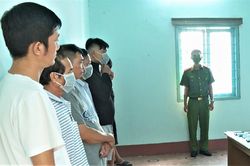 Phá đường dây cá độ bóng đá, giao dịch mỗi tháng hơn 40 tỷ đồng