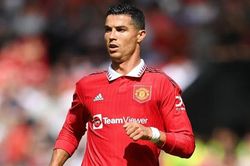 Erik Ten Hag: 'Ronaldo vẫn nằm trong kế hoạch của tôi'