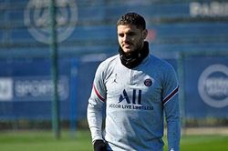 Man United liên hệ với Wanda Nara để mua Icardi