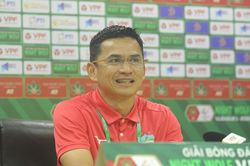 HLV Kiatisuk muốn 'phục thù' thất bại trước Hà Nội FC