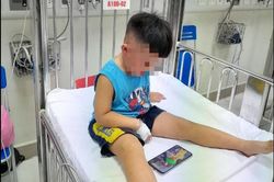Tạm giữ thanh niên đánh đập bé 3 tuổi rồi bỏ tủ cấp đông