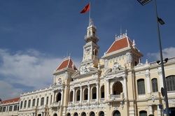 TP Hồ Chí Minh bất ngờ cải chính số công chức nghỉ việc do 'nhầm lẫn'!?