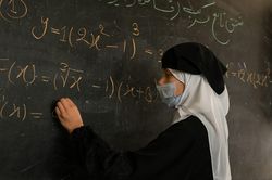 Ở nơi Taliban vẫn cho trẻ em gái tới trường trung học
